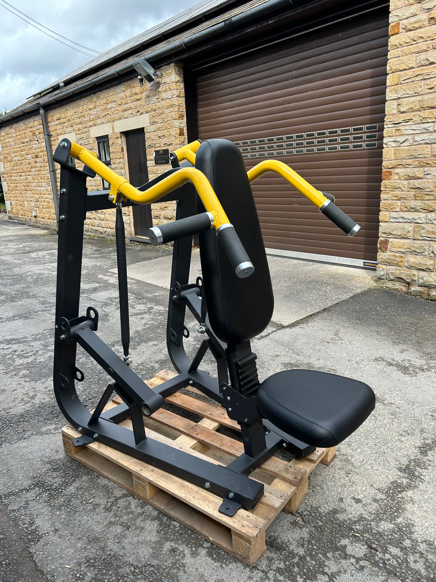 HD Plate Loaded Shoulder Press